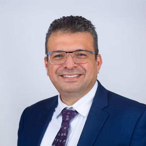 الدكتور Yazan Masannat 
